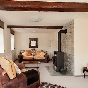 https://the-old-farmhouse-burgpreppach.com-bavaria.com